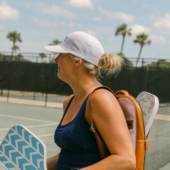 Poolside Designer Pickleball Paddle - Picture 3 of 5